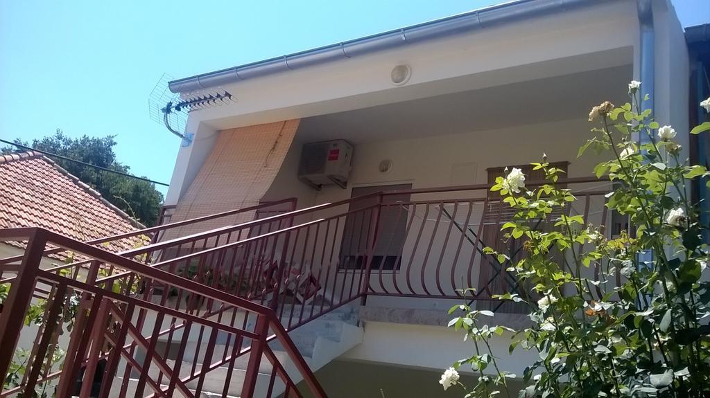 Apartment Cvita Biograd Na Moru Room photo